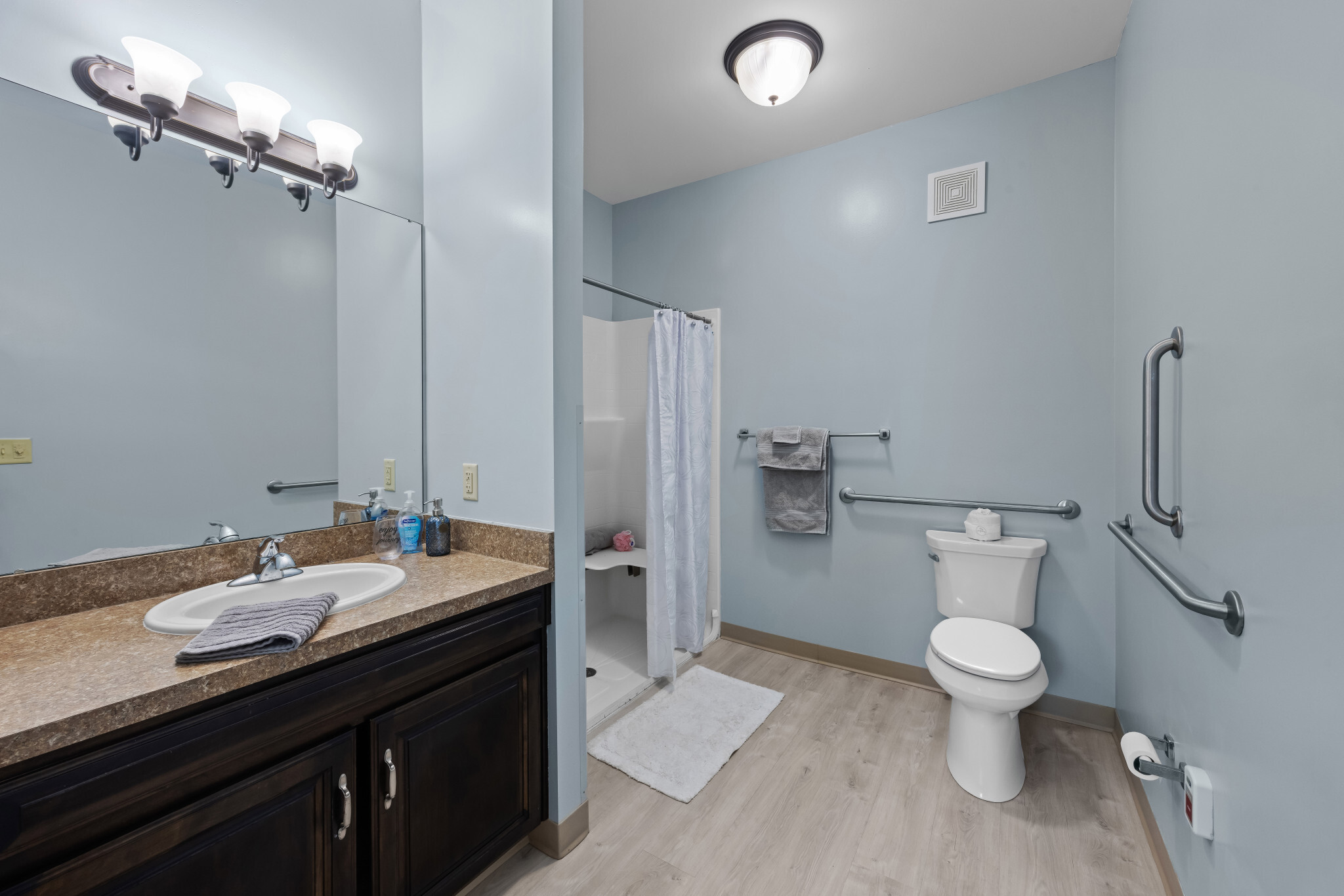 2700_Somerset_Drive_017