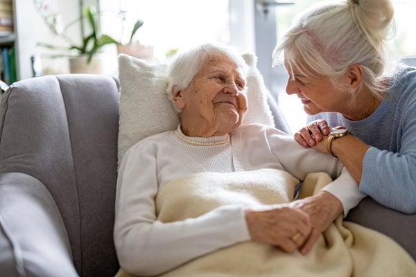 What to Do When Mom Falls at Home: A Family Action Plan