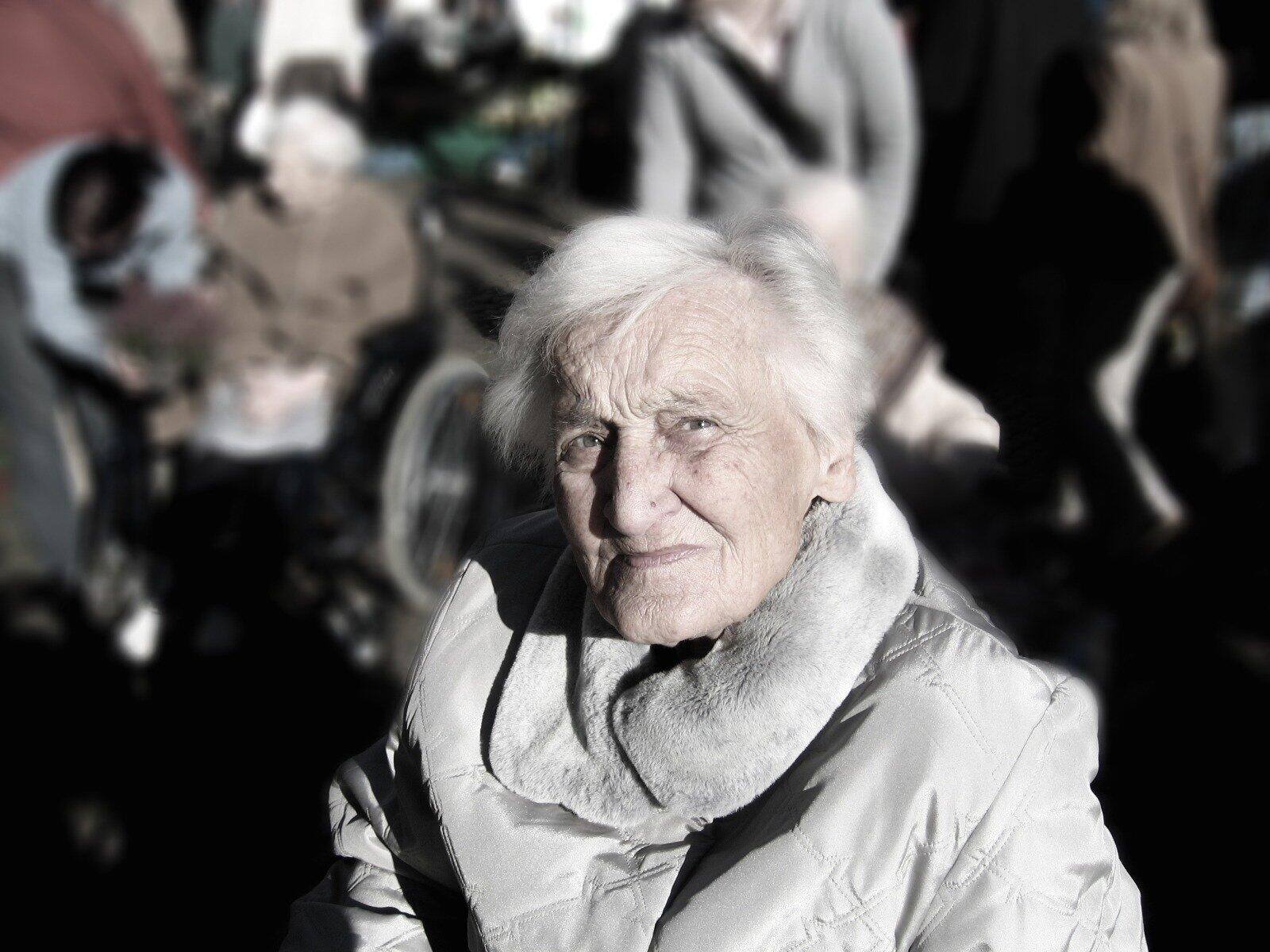 Memory Care Evaluation: Safety and Staffing Considerations